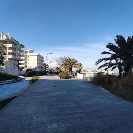 Daire Splendido Con Vista Su San Marino Sul Mare Di Miramare